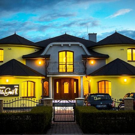 Villa Golf Sliac Exterior photo